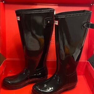 Hunter Glossy Black Women's Winter & Rain Boots